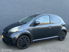 Toyota Aygo - 1.0-12V + inruilkoopje