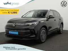Volkswagen Tiguan - 1.5 204 pk DSG eHybrid Life Edition | Trekhaak | Adaptief onderstel | Stuur-/stoelverwarmi