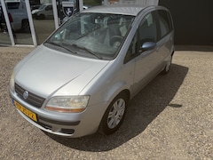 Fiat Idea - 1.4-16V Dynamic Plus