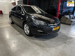 Opel Astra Sports Tourer - 1.6 CDTi Business + / Navi / Nap / Trekhaak / Airco /