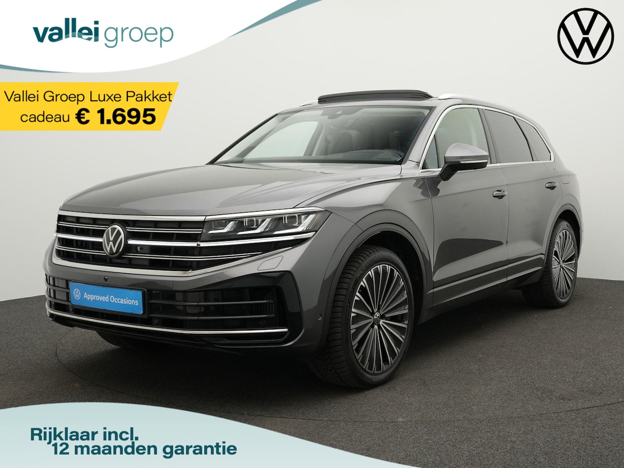 Volkswagen Touareg - Elegance 3.0 TSI eHybrid 381 pk 4MOTION Tiptronic | Pano | Trekhaak | Nachtzicht | Luchtve - AutoWereld.nl
