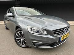 Volvo V60 - 2.0 T3 Summum // 66.000km // Dealeronderhouden //