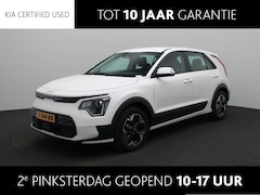 Kia Niro EV - Light Edition 64.8 kWh | Navigatie | Climate Control | Lm velgen | Parkeersensoren | Camer