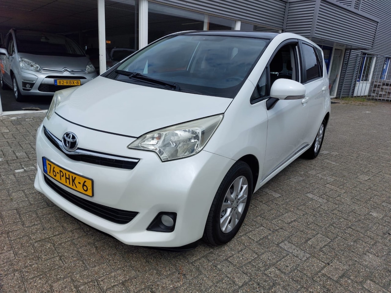 Toyota Verso S - 1.3 VVT-i Aspiration 1.3 VVT-i Aspiration - AutoWereld.nl