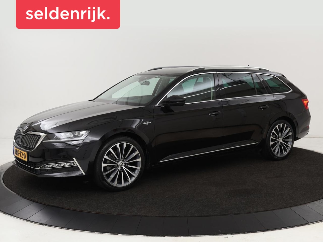 Skoda Superb - 1.4 TSI iV Laurin & Klement | Stoelventilatie | Leder | Massage | Carplay | Stoel & stuurv - AutoWereld.nl
