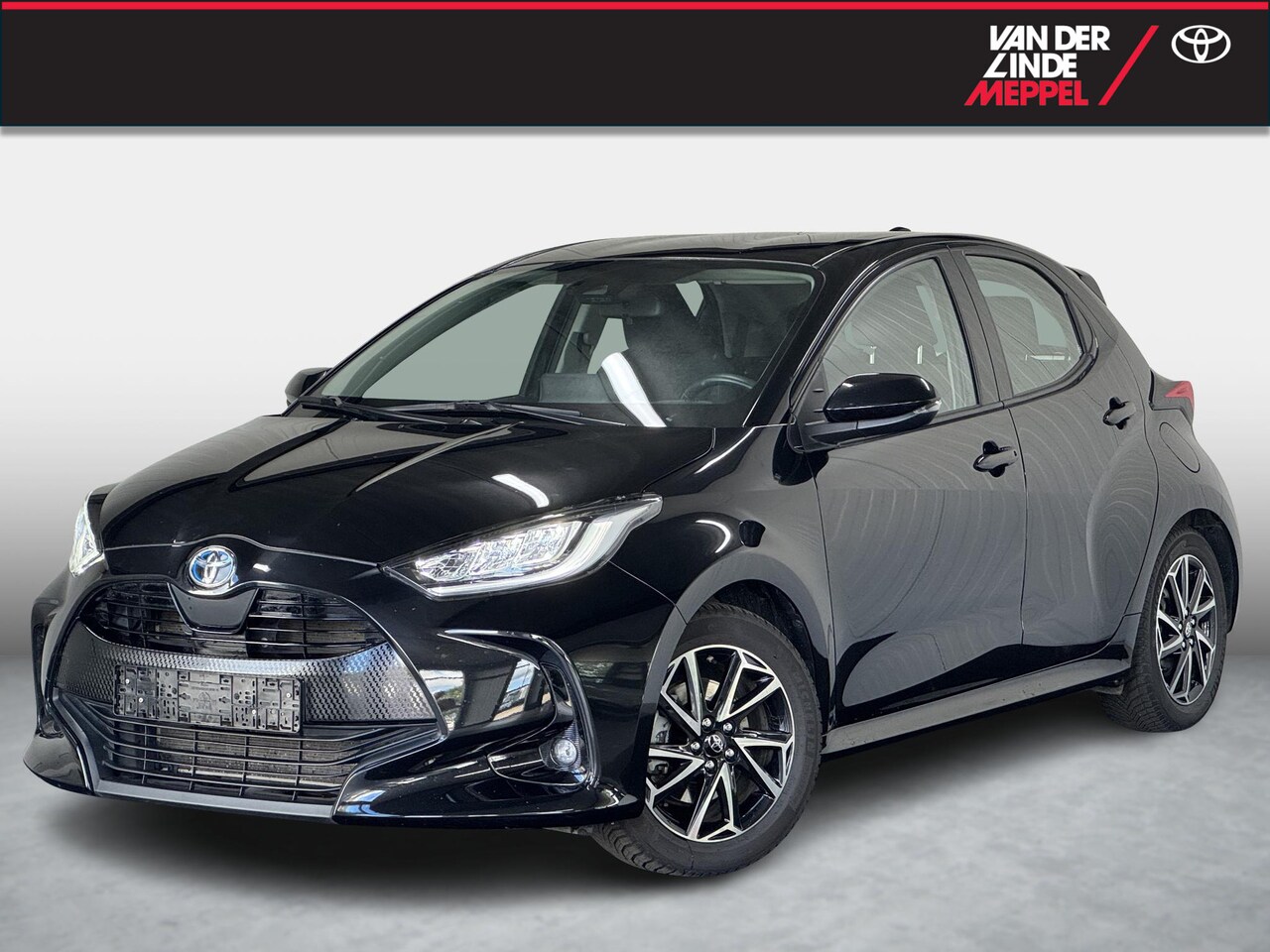 Toyota Yaris - 1.5 Hybrid Dynamic Clima Cruise Camera - AutoWereld.nl