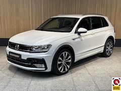 Volkswagen Tiguan - 2.0 TSI 4Motion Highline Business R 2 x R-line | Trekhaak | Standkachel