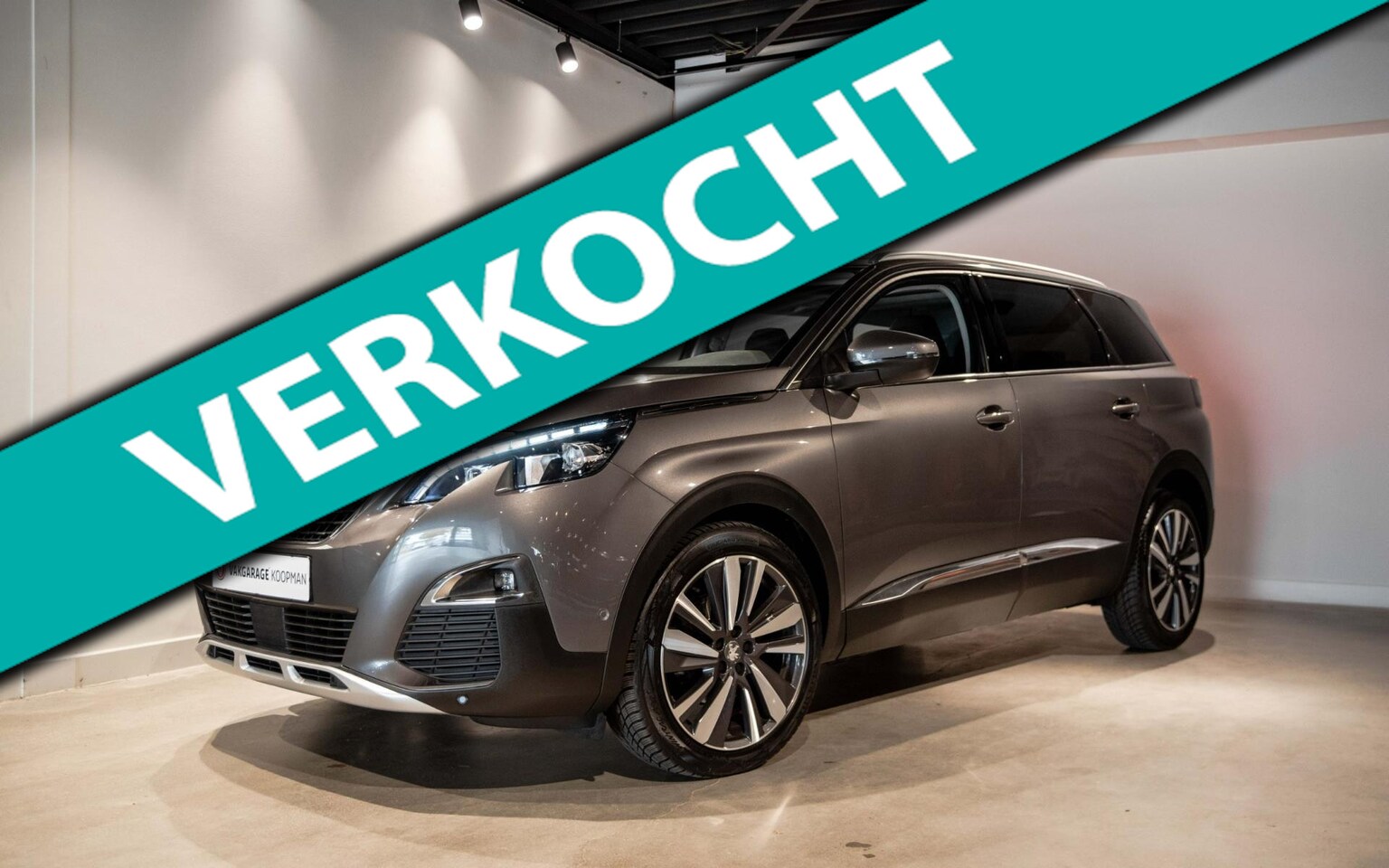 Peugeot 5008 - 1.2 PureTech Blue Lease Premium Pano/Automaat/Canton/Winterpakket. Nieuwe Distributieriem. - AutoWereld.nl