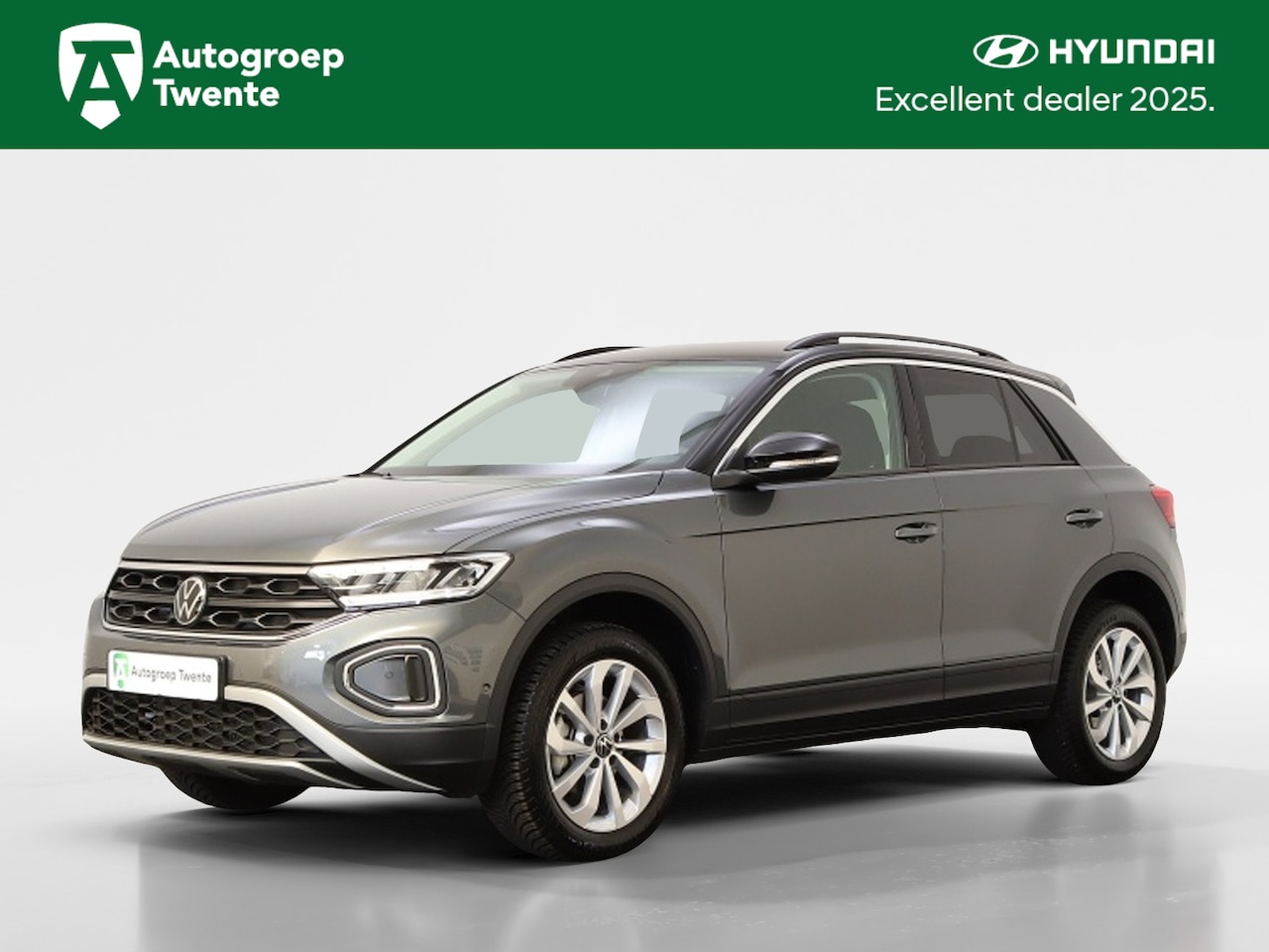 Volkswagen T-Roc - 1.5 TSI Life Bns | Private Lease 639,- | Navigatie | Camera | K - AutoWereld.nl