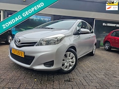 Toyota Yaris - 1.3 VVT-i Aspiration |2E EIGENAAR | 12MND GARANTIE | AIRCO | NAVI | CAMERA |