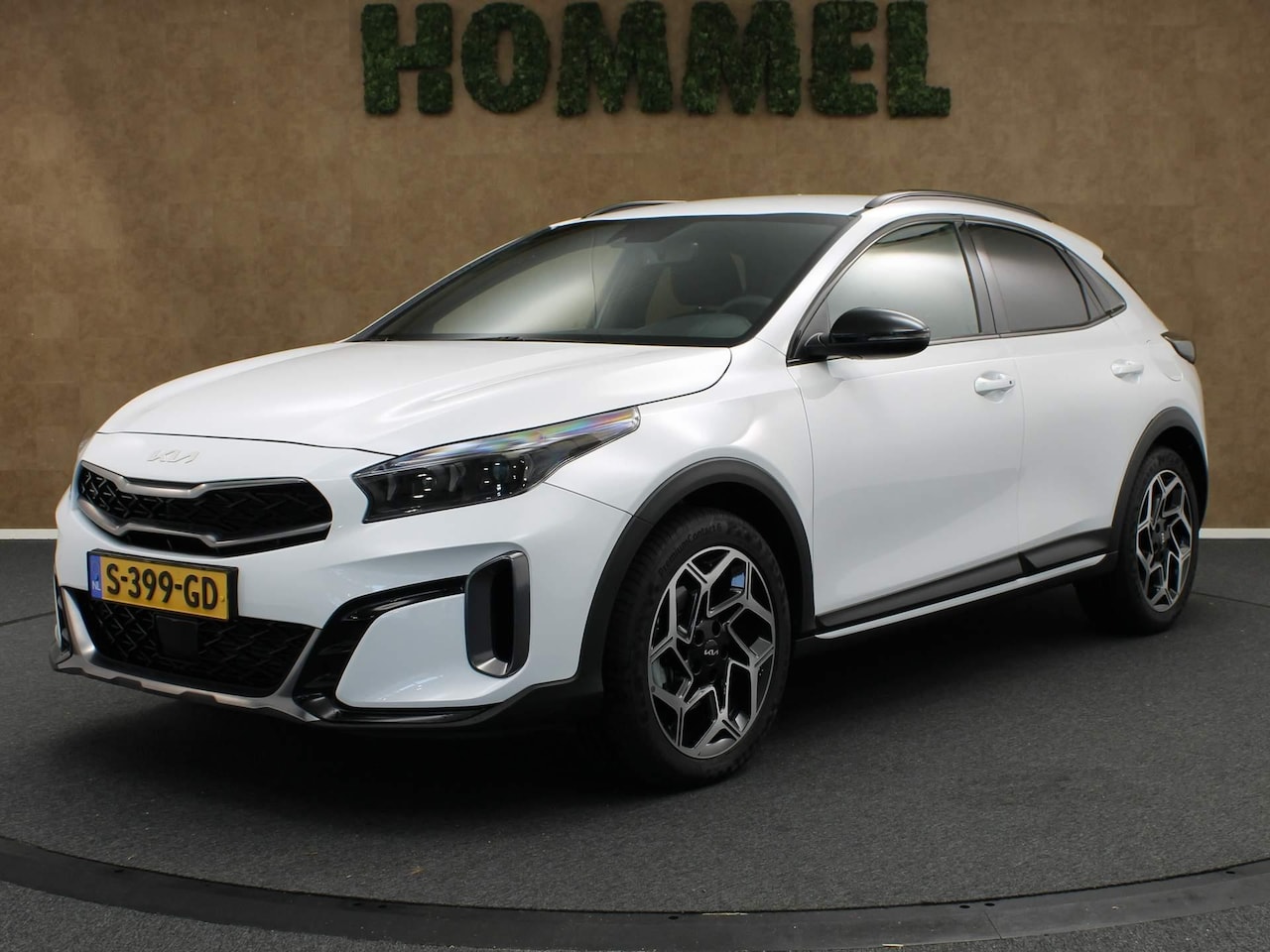 Kia XCeed - 1.0 T-GDi GT-Line First Edition - ORIGINEEL NEDERLANDSE AUTO - NAVIGATIE - PARKEERSENSOREN - AutoWereld.nl