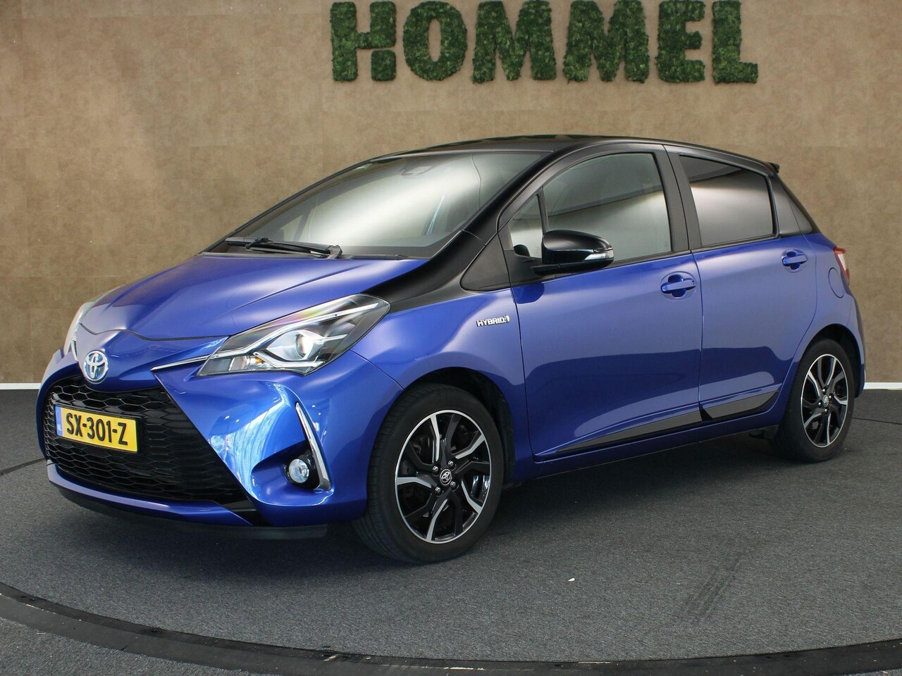 Toyota Yaris - 1.5 Hybrid Bi-Tone - ORIGINEEL NEDERLANDSE AUTO - TWO TONE LAK - CAMERA - CLIMATE CONTROL - AutoWereld.nl