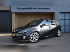 Volkswagen Golf - 2.0 GTI 235PK Edition 35 DSG schuif/kantel dak stoelverw * 104814km* Xenon Clima Dcc 18inc