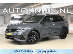 Volkswagen Tiguan - 1.5 TSI 150pk R-Line | IQ. Light | Trekhaak | Camera | 100% (Dealer) onderhouden label