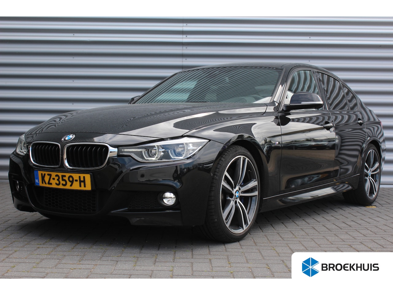 BMW 3-serie - 330I 252PK HIGH EXECUTIVE EDITION M-SPORT AUTOMAAT / NAVI / LEDER / XENON / CLIMA / LED / - AutoWereld.nl