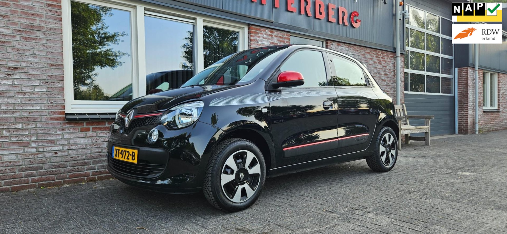 Renault Twingo - 1.0 SCe Collection Airco! Cruise Control! NAP! Dealer Onderhouden! Nette Auto! - AutoWereld.nl