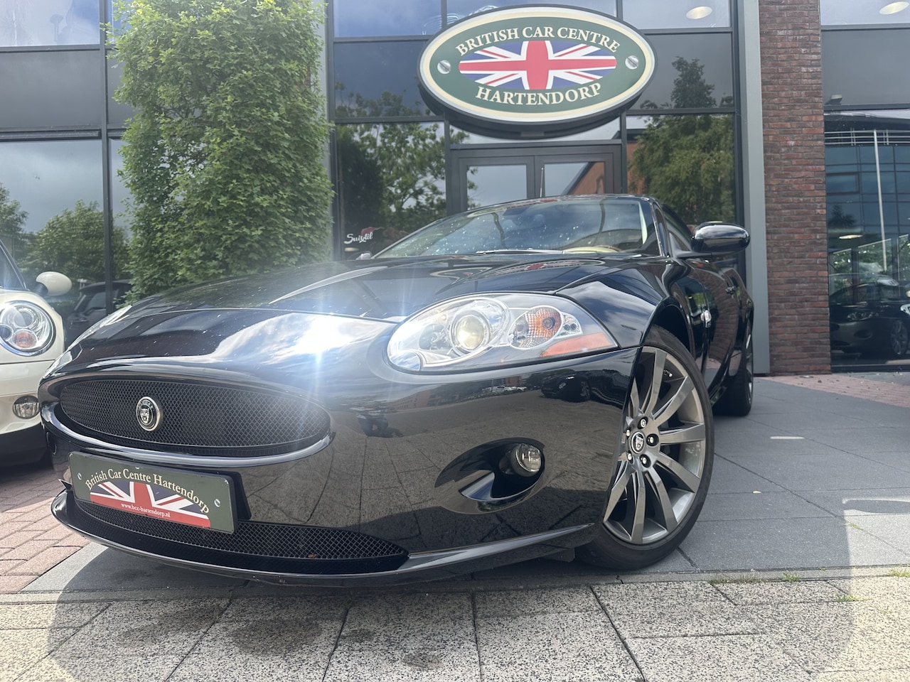 Jaguar XK - 4.2 V8 Convertible 4.2 V8 Convertible - AutoWereld.nl