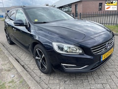 Volvo V60 - 2.0 D3 Ocean Race Garantie Top conditie
