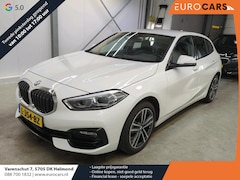 BMW 1-serie - 118i Business Edition Plus Climate control Naviatie Cruise control LED Parkeersensor achte