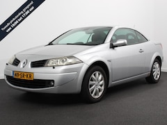 Renault Mégane coupé cabriolet - 1.6-16V Tech Line Lees opmerkingen Airco Radio Parkeersensor achter LED koplampen Cabriole