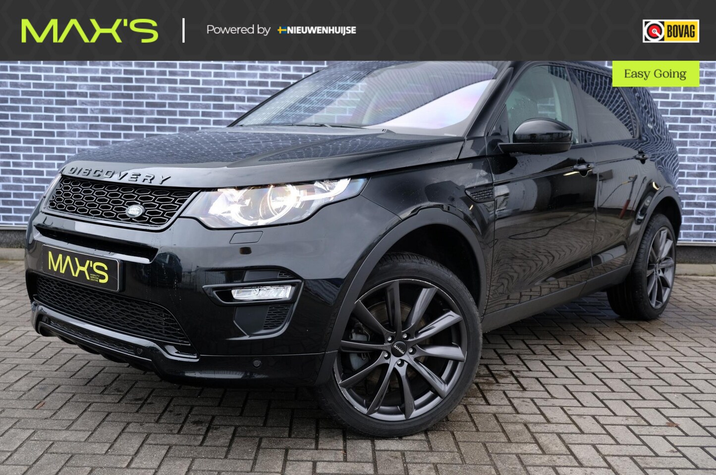 Land Rover Discovery Sport - 2.0 Si4 4WD SE | Automaat | Trekhaak | Stoelverwarming V + A | Panorama Dak | Leer | PDC | - AutoWereld.nl