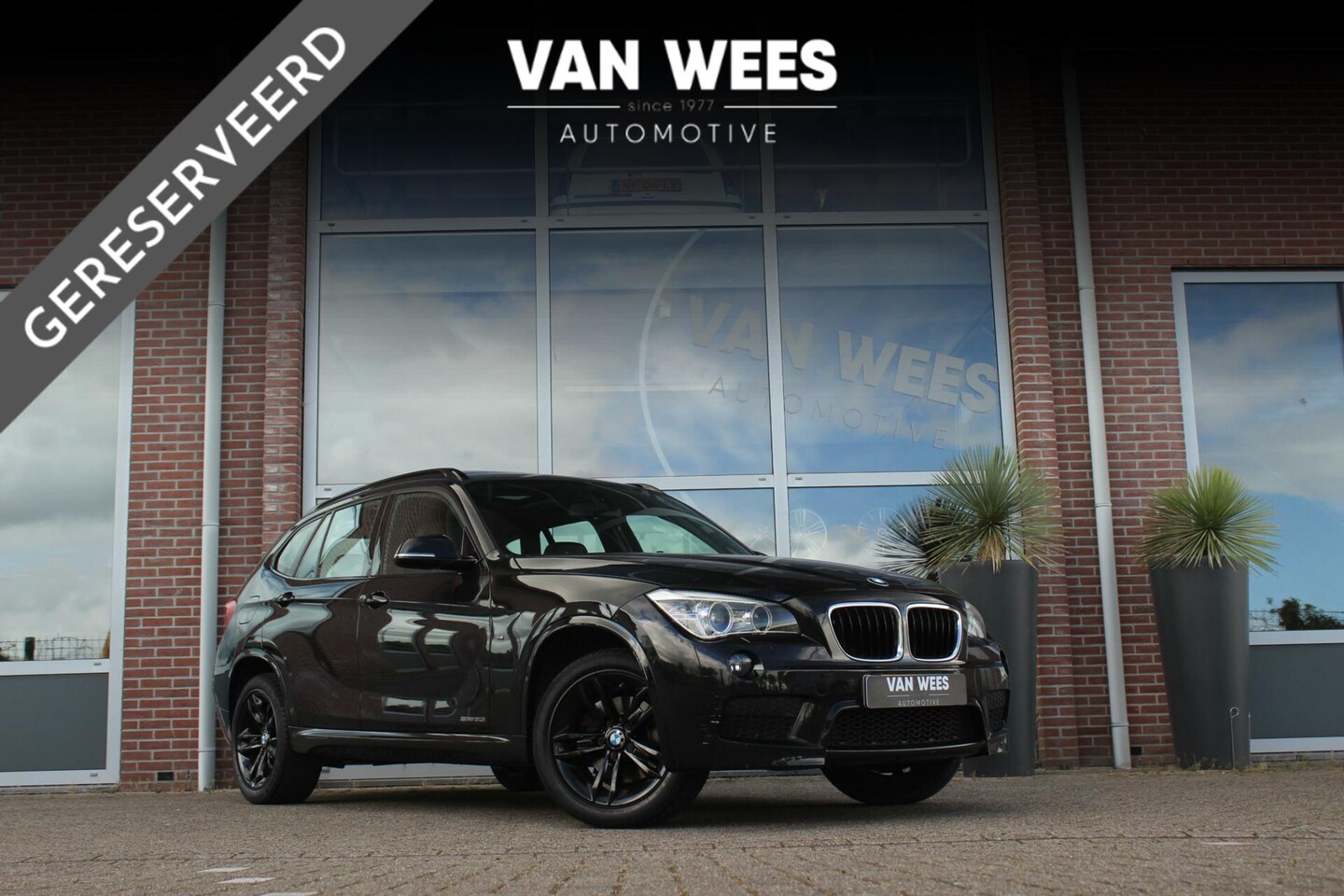 BMW X1 - E84 sDrive20i High Executive M-sport | M-pakket | Automaat | NL auto | 184 pk | Dakraam | - AutoWereld.nl