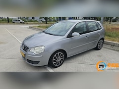 Volkswagen Polo - 1.4-16V Comfortline 5drs/airco/audio/el-pakk