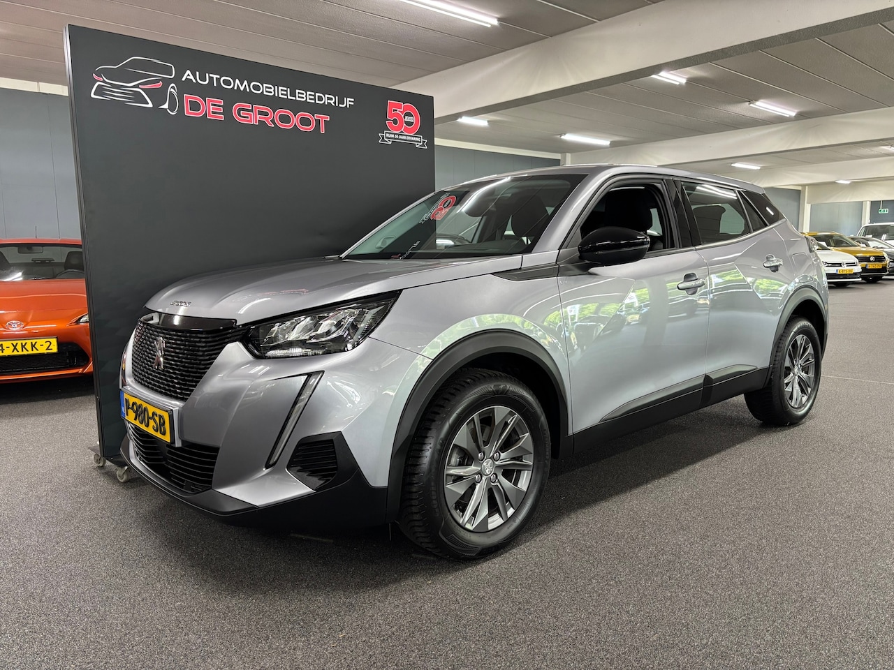 Peugeot 2008 - 1.2 PureTech Active Pack / eerste eigenaar - AutoWereld.nl