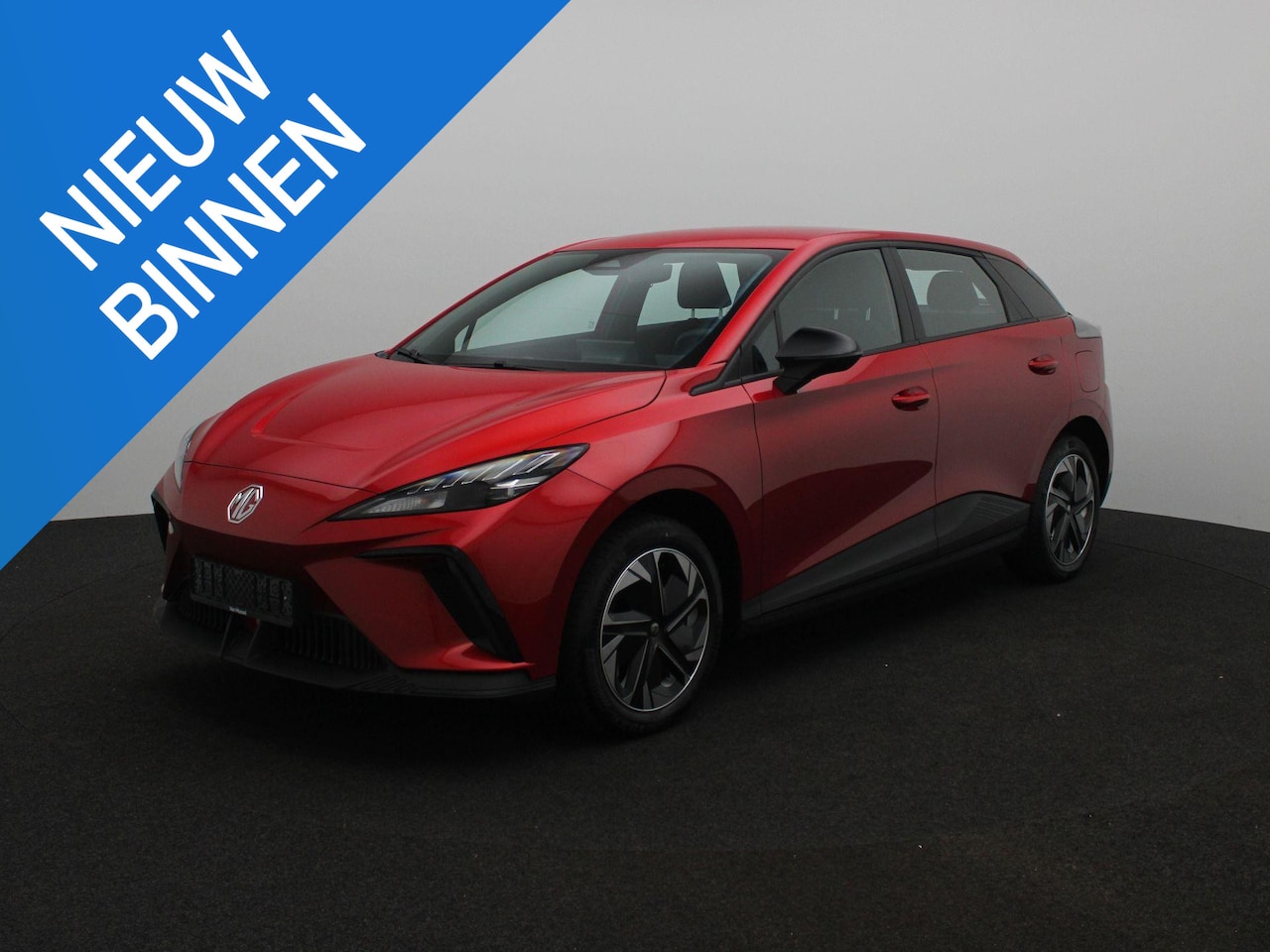 MG MG4 Electric - Standard 51 Kwh | Apple CarPay | Adaptive Cruise Control | Led Koplampen | Parkeersensoren - AutoWereld.nl