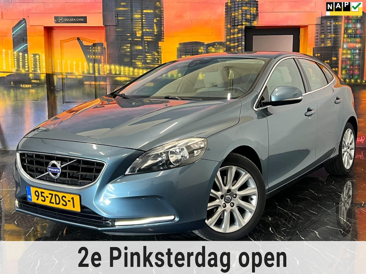 Volvo V40 - 1.6 T3 Momentum 1.6 T3 Momentum - AutoWereld.nl