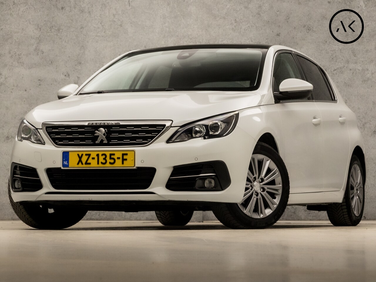 Peugeot 308 - 1.2 PureTech Sport (PANORAMADAK, APPLE CARPLAY, GROOT NAVI, LEDEREN SPORTSTOELEN, STOELVER - AutoWereld.nl