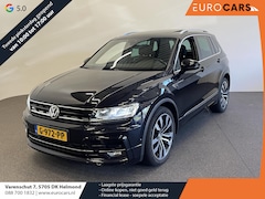 Volkswagen Tiguan - 2.0 TSI 4Motion R-line Highline Business Panoramadak Trekhaak Navigatie Apple Carplay/Andr