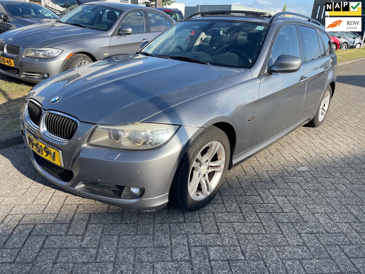 BMW 3-serie Touring - 318d Corporate Lease High Executive M pakket - AutoWereld.nl