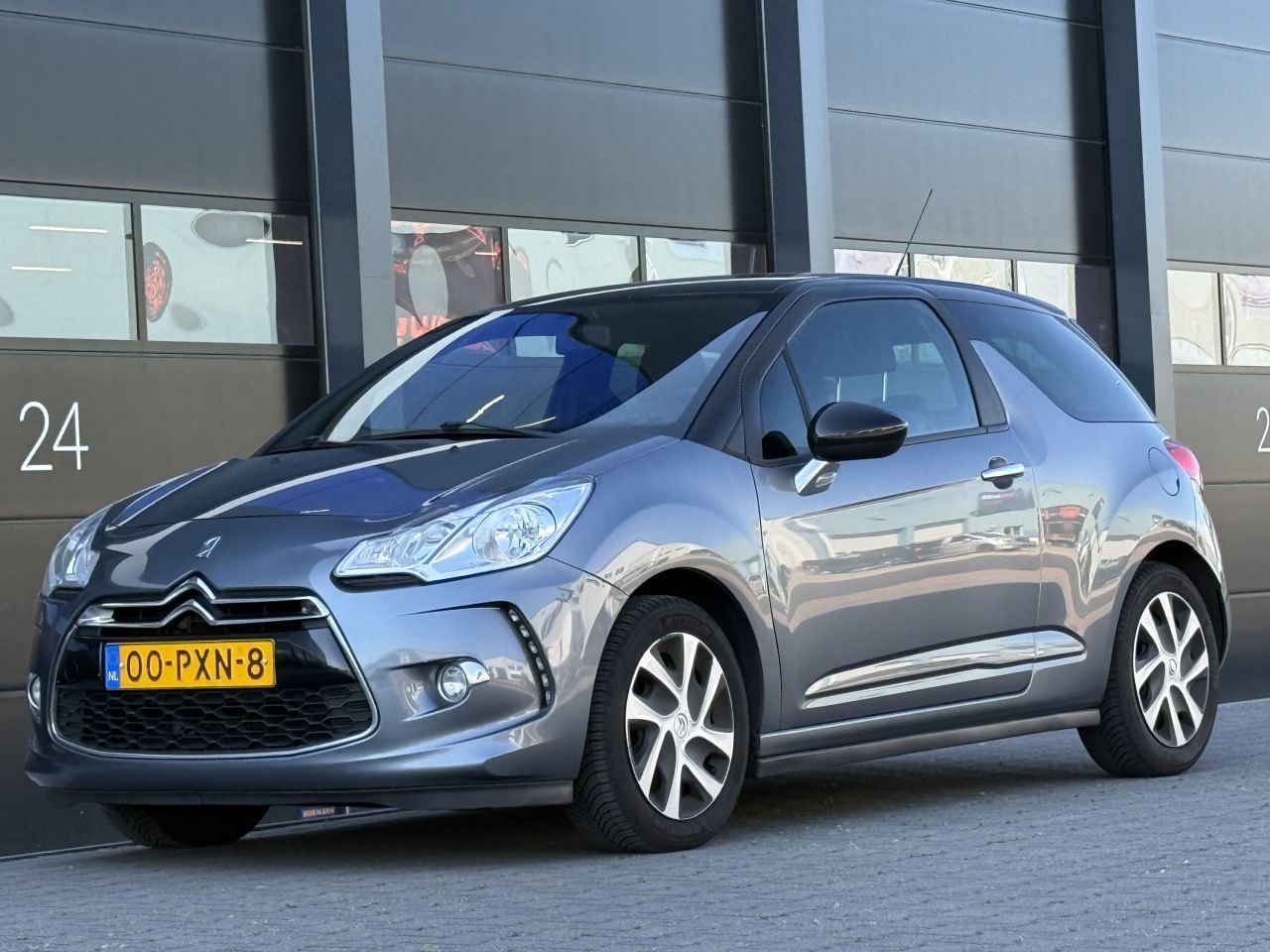 Citroën DS3 - 1.6 e-HDi So Chic 1.6 e-HDi So Chic - AutoWereld.nl