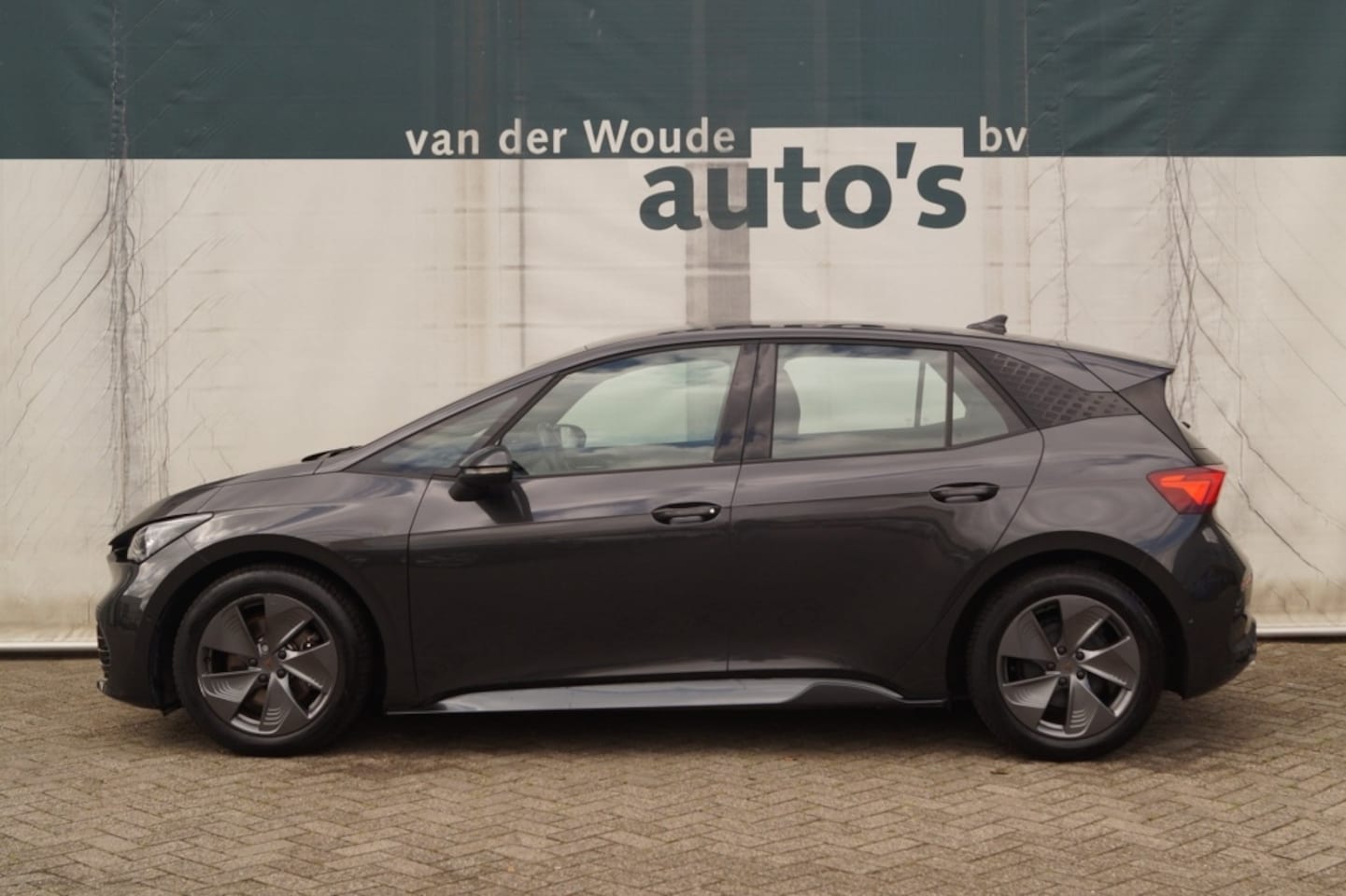CUPRA Born - Edition 62kWh 204pk -NAVI-ECC-CAM-DAB- - AutoWereld.nl