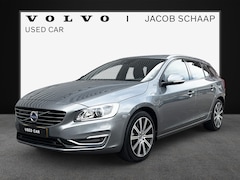 Volvo V60 - 2.4 D5 Twin Engine Special Edition Achteruitrijcamera / Stoelverwarming / elektrisch verst