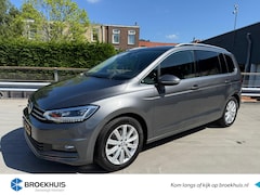 Volkswagen Touran - 1.4 TSI Highline 7p | Automaat | Achteruitrijcamera | Navigatie | PDC V+A | Dodehoekbewaki