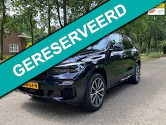 BMW X5 - XDrive45e High Exe 394PK M-Sport Pano Hud HK 1e Eig