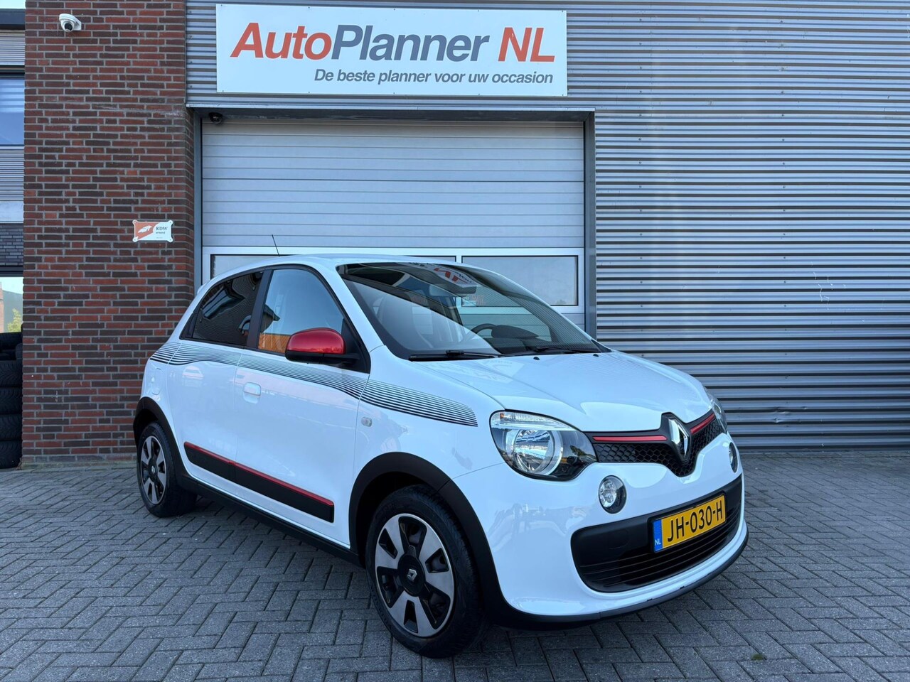 Renault Twingo - 1.0 SCe Collection! Airco! Camera! Navi! PDC! - AutoWereld.nl