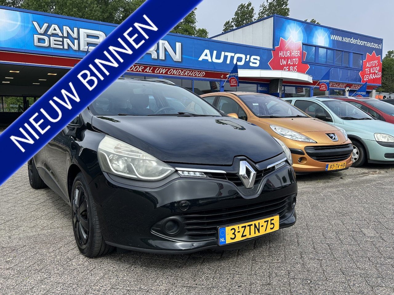 Renault Clio Estate - 0.9 TCe Expression Airco Navi Trekhaak 3 mnd Garantie - AutoWereld.nl