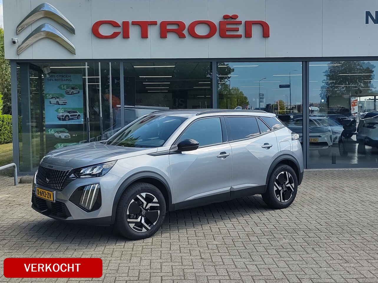 Peugeot 2008 - 1.2 PureTech 130 Allure AUTOMAAT - AutoWereld.nl