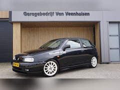 Seat Ibiza - 2.0 16V 150pk ABF Cupra GTI Sportstoelen H-Leder Elek.pakket 16inch LM *Origineel* NL auto