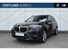 BMW X1 - sDrive20i High Executive Sport Line Automaat / Panoramadak / Achteruitrijcamera / Sportsto