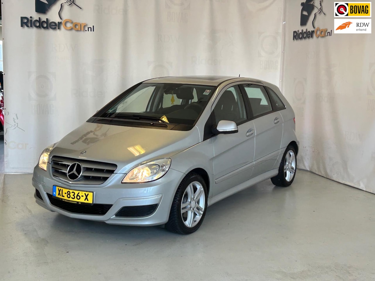Mercedes-Benz B-klasse - 200|AUTOMAAT|CRUISE|TREKHAAK|NAVI|STOELVERW| - AutoWereld.nl