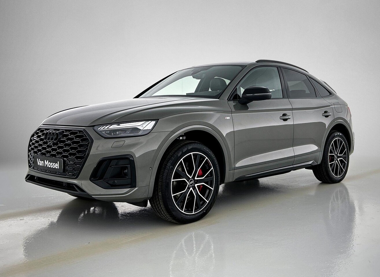 Audi Q5 Sportback - 50 TFSI e S edition Competition 299 PK | S-Line | Automaat | Panoramadak | 360 Camera | Do - AutoWereld.nl