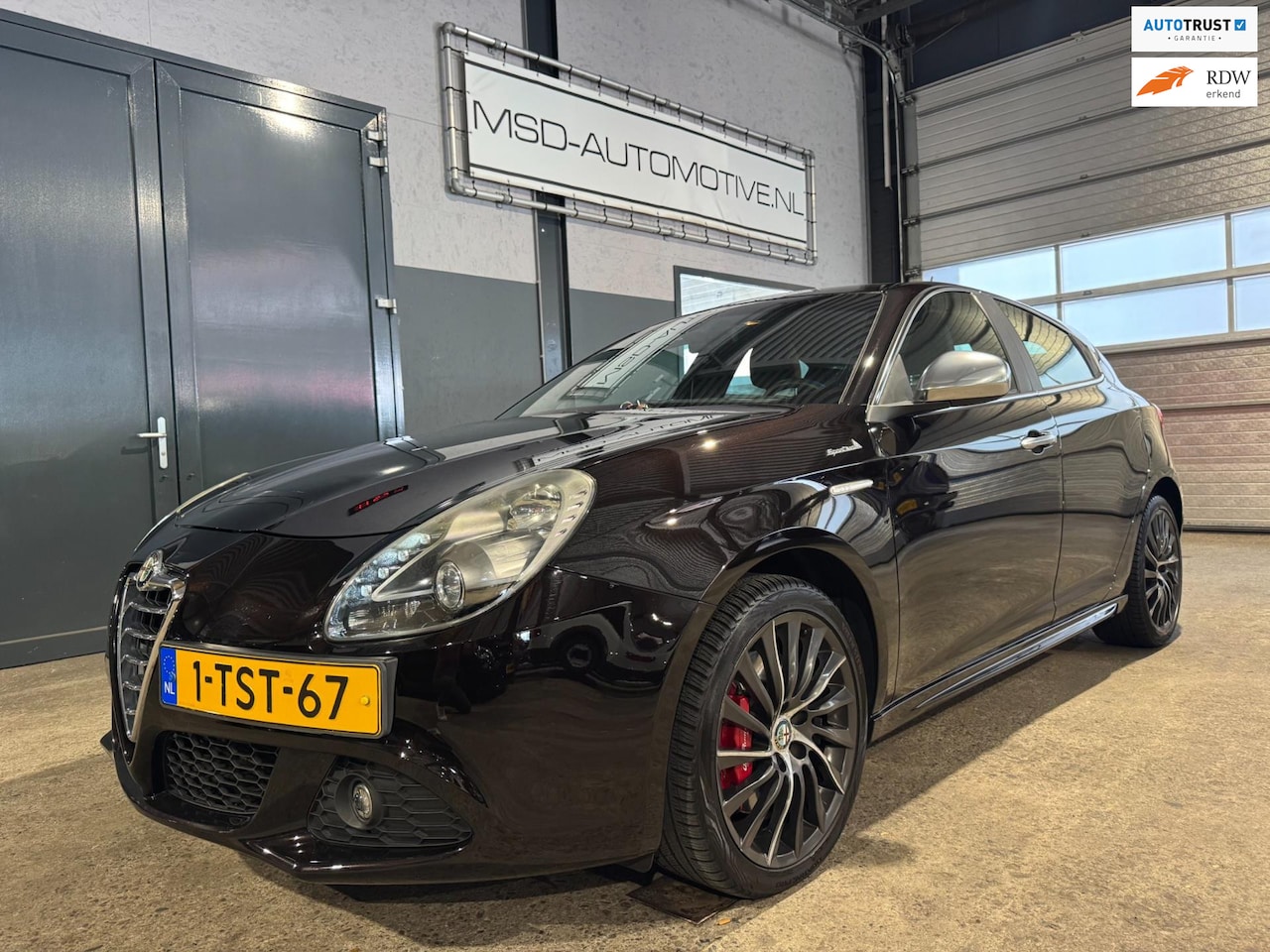 Alfa Romeo Giulietta - 1.4 T Distinctive|Handgeschakeld|170pk!|historie aanwezig - AutoWereld.nl