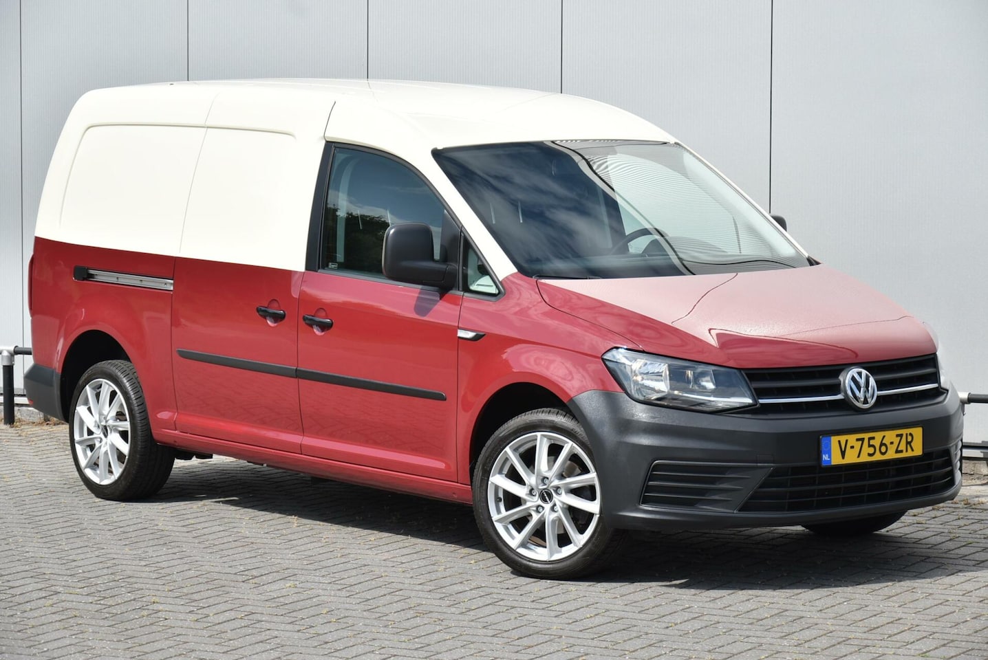Volkswagen Caddy Maxi - 2.0 TDI L2H1 Bott Inrichting Airco E6 - AutoWereld.nl