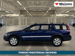 Volvo XC70 - 2.4 T Geartr. Comf. Schuifdak, leder, electr verst stoel
