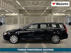 Volvo V70 - 1.6 T4 Limited Edition Leder interieur, verw. stoelen, trekhaak, garantie