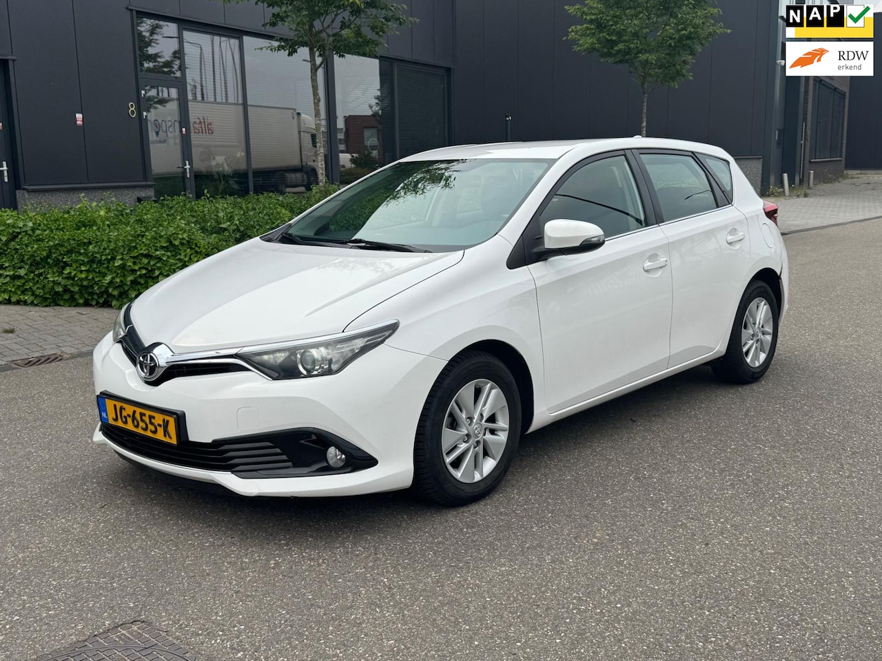 Toyota Auris - 1.4D Aspiration CAMERA|CRUISE|6-BAK - AutoWereld.nl